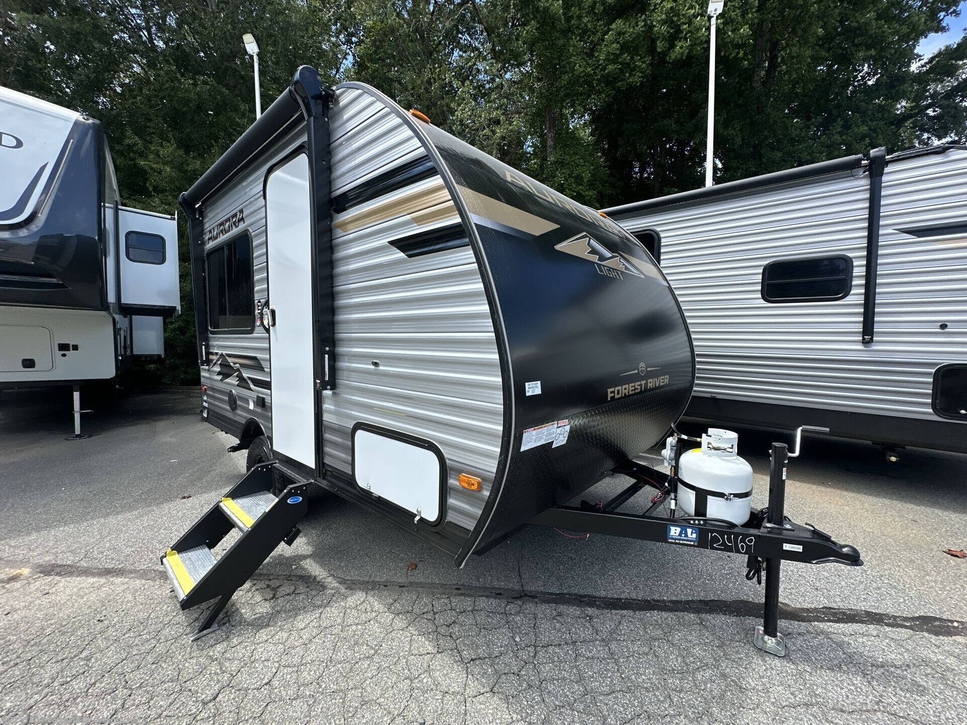 New 2026 Forest River Aurora Light 13RDX available in Colfax, North Carolina