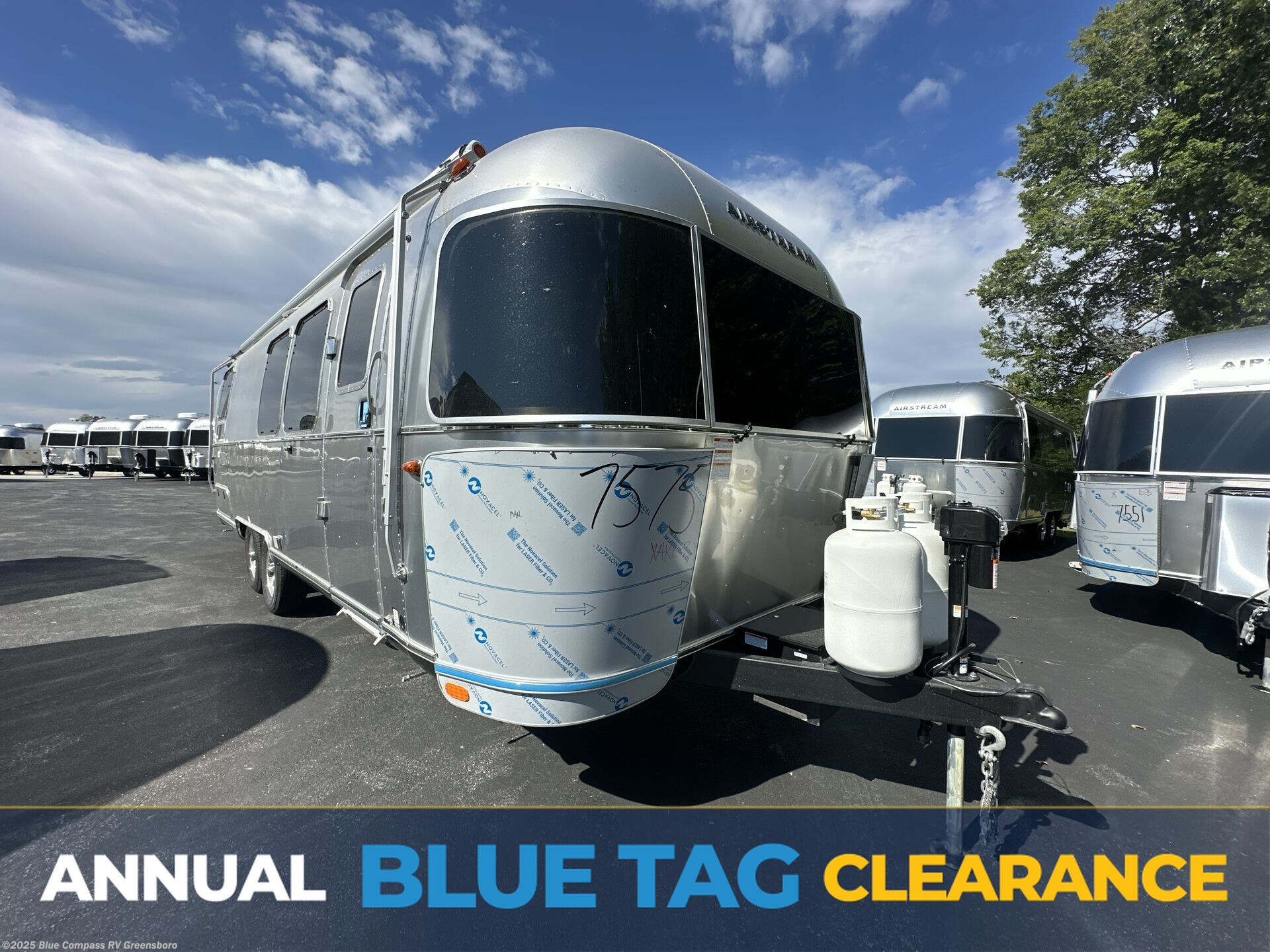 New 2026 Airstream Flying Cloud 28RB Twin available in Colfax, North Carolina