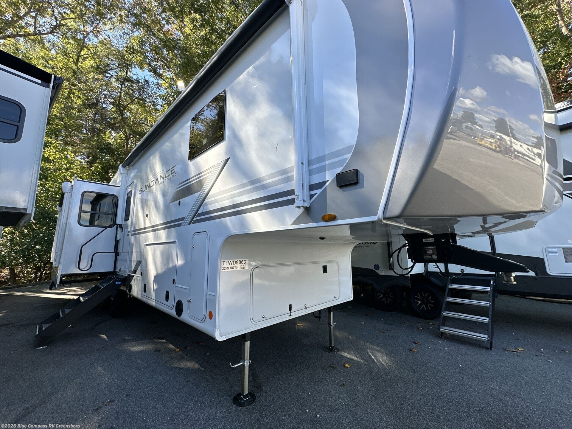 New 2026 Heartland Sundance 32RLBS available in Colfax, North Carolina
