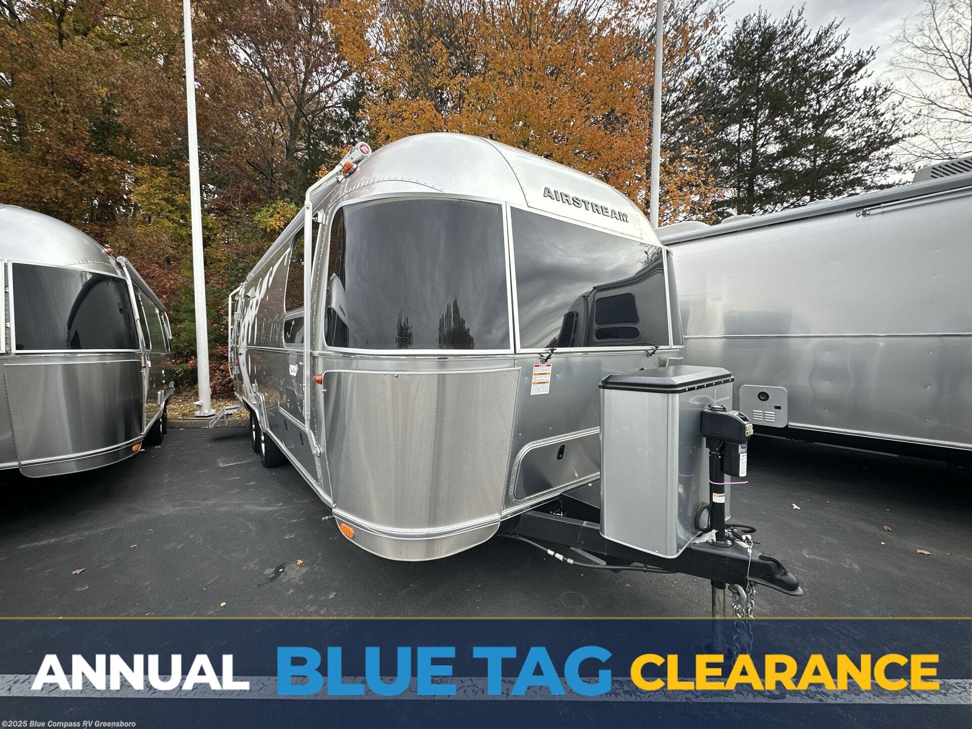 Used 2023 Airstream Flying Cloud 27FB Twin available in Colfax, North Carolina