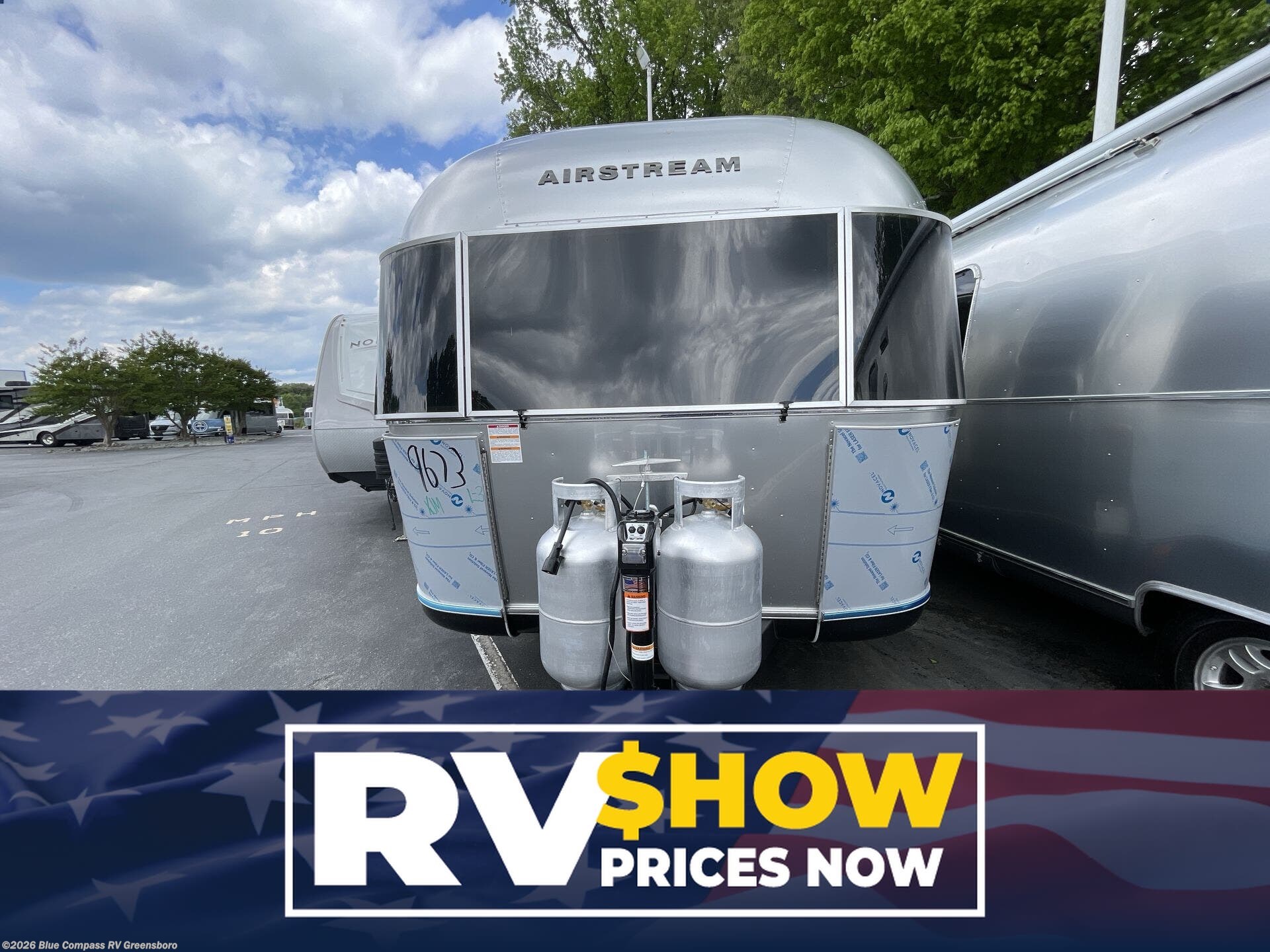 New 2026 Airstream Classic 28RB Twin available in Colfax, North Carolina
