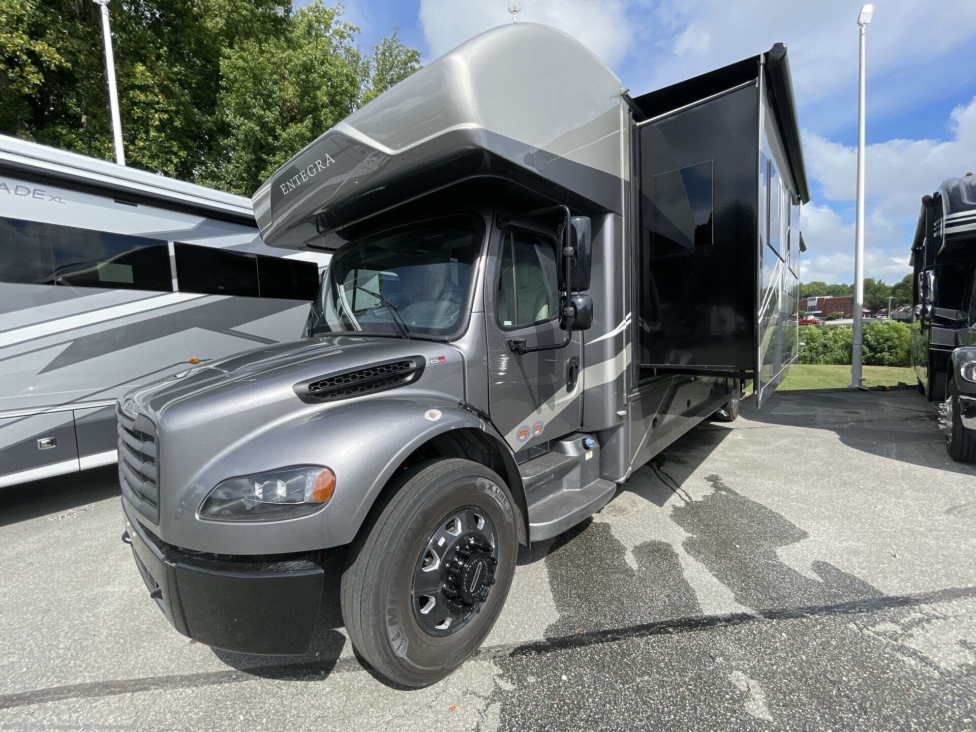 New 2027 Entegra Coach Accolade 37M available in Colfax, North Carolina