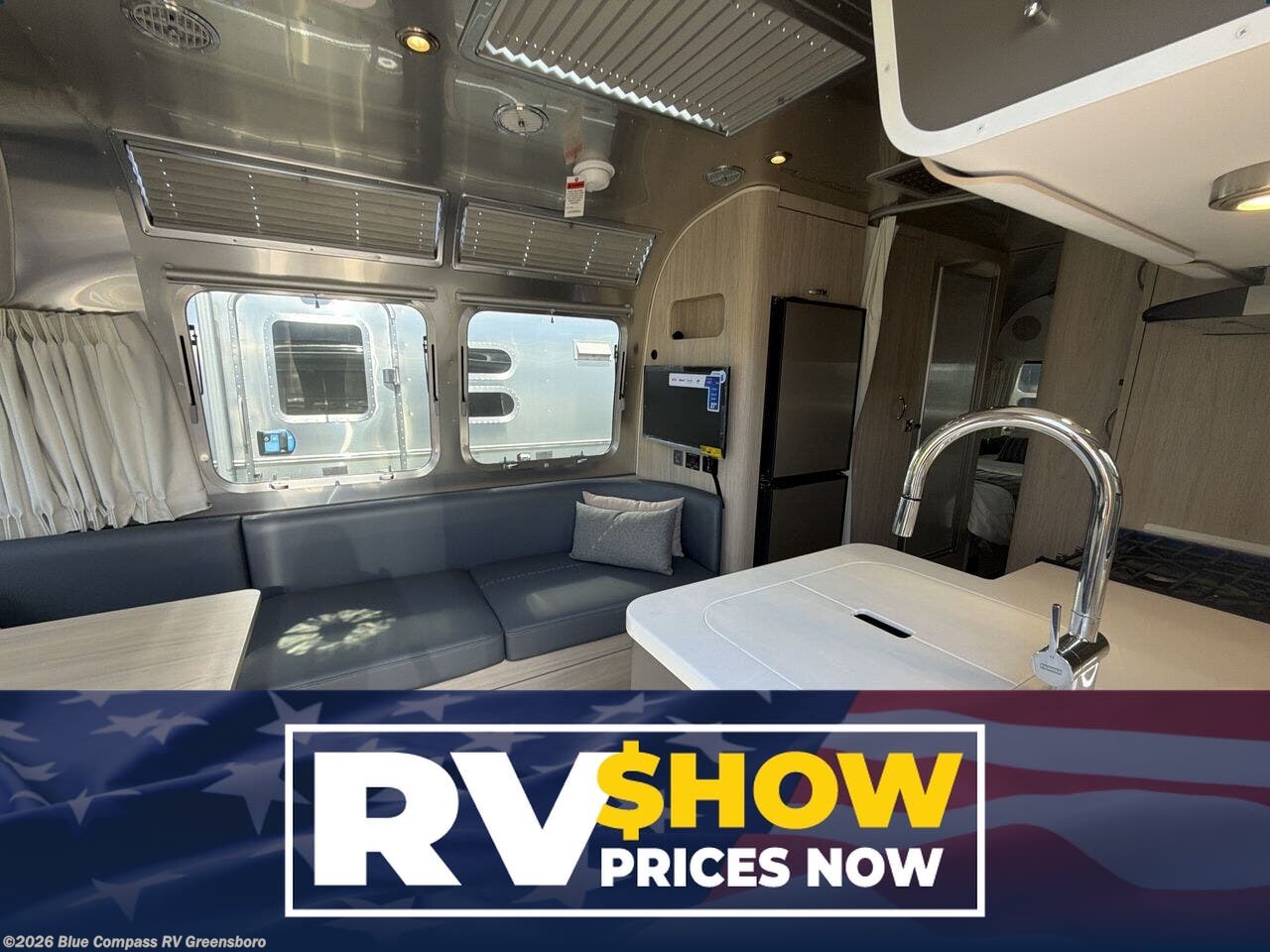 New 2026 Airstream Globetrotter 25FB Twin available in Colfax, North Carolina