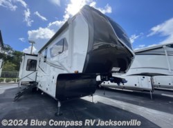 New 2025 Jayco North Point 390CKDS available in Jacksonville, Florida