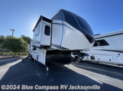 New 2025 Jayco Pinnacle 38FLGS available in Jacksonville, Florida