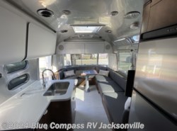 New 2025 Airstream Globetrotter 27FB Queen available in Jacksonville, Florida