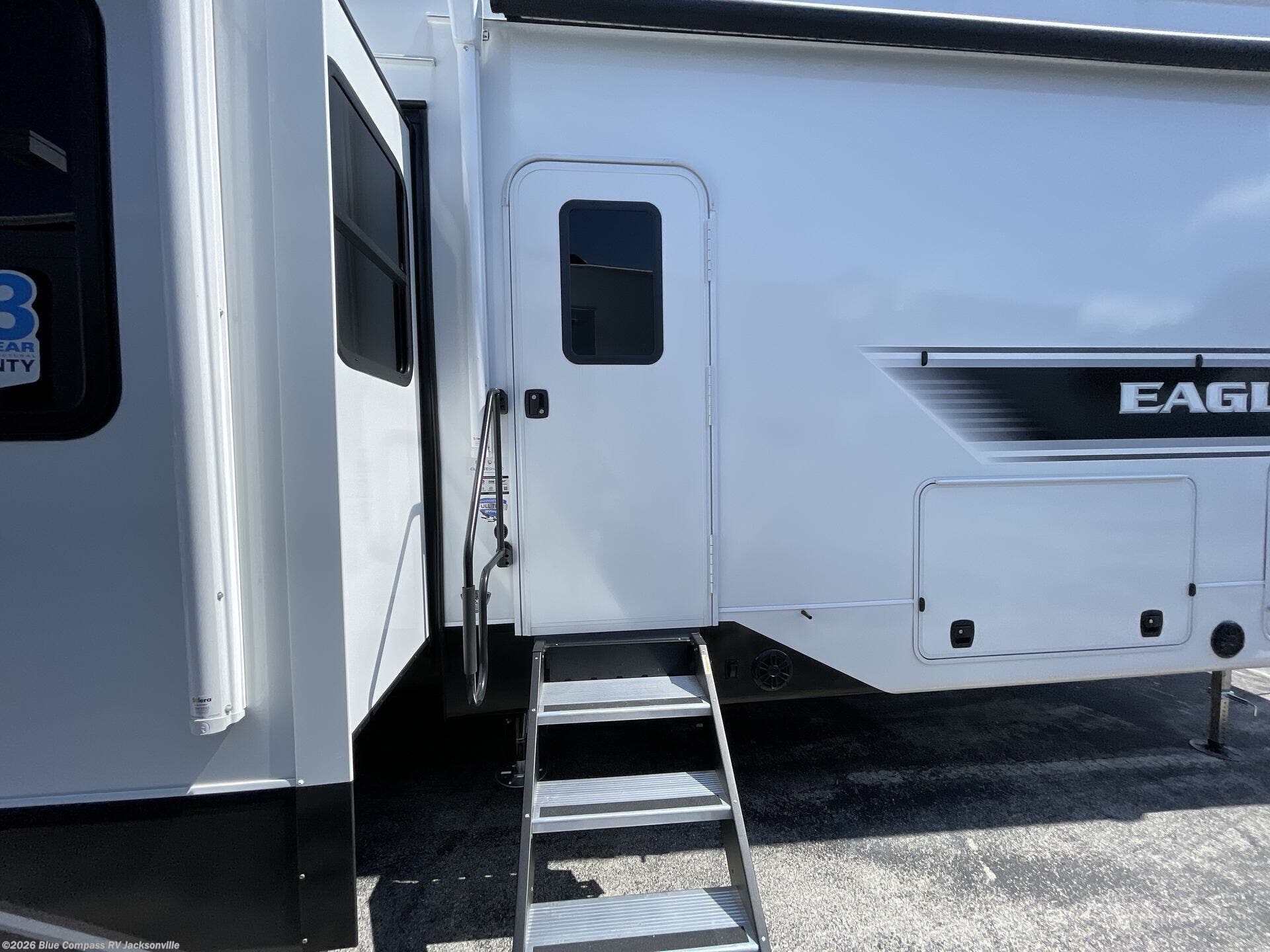 New 2025 Jayco Eagle 360DBOK available in Jacksonville, Florida