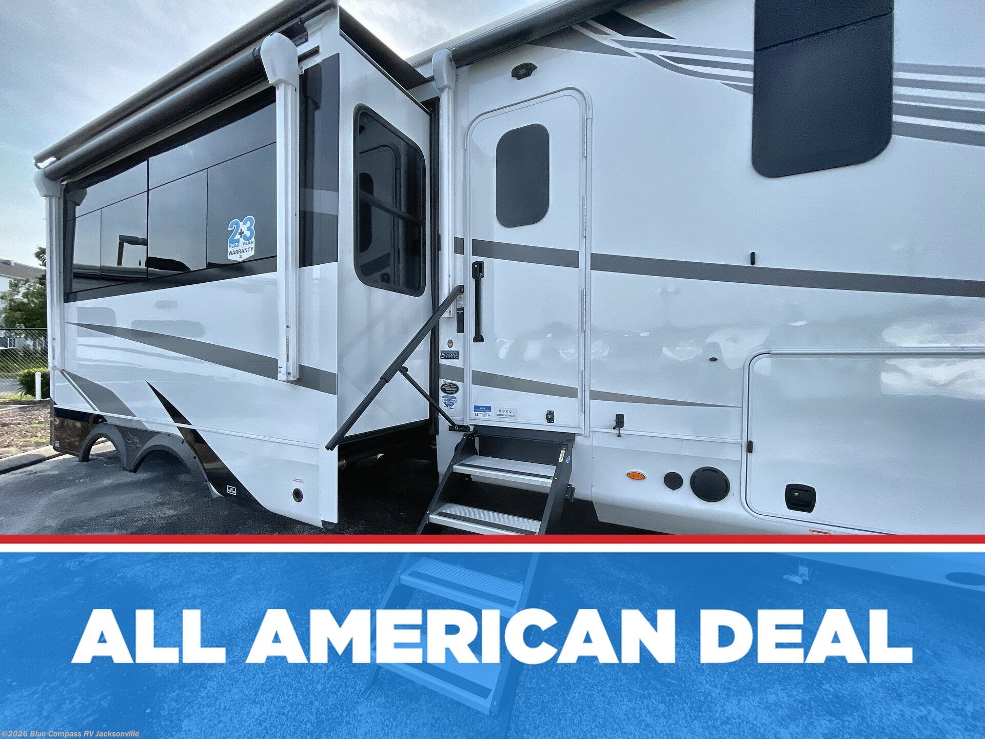 New 2026 Jayco North Point 390CKDS available in Jacksonville, Florida