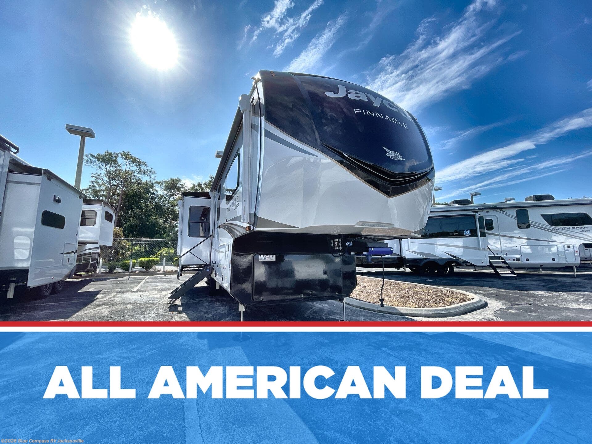 New 2026 Jayco Pinnacle 32RLTS available in Jacksonville, Florida