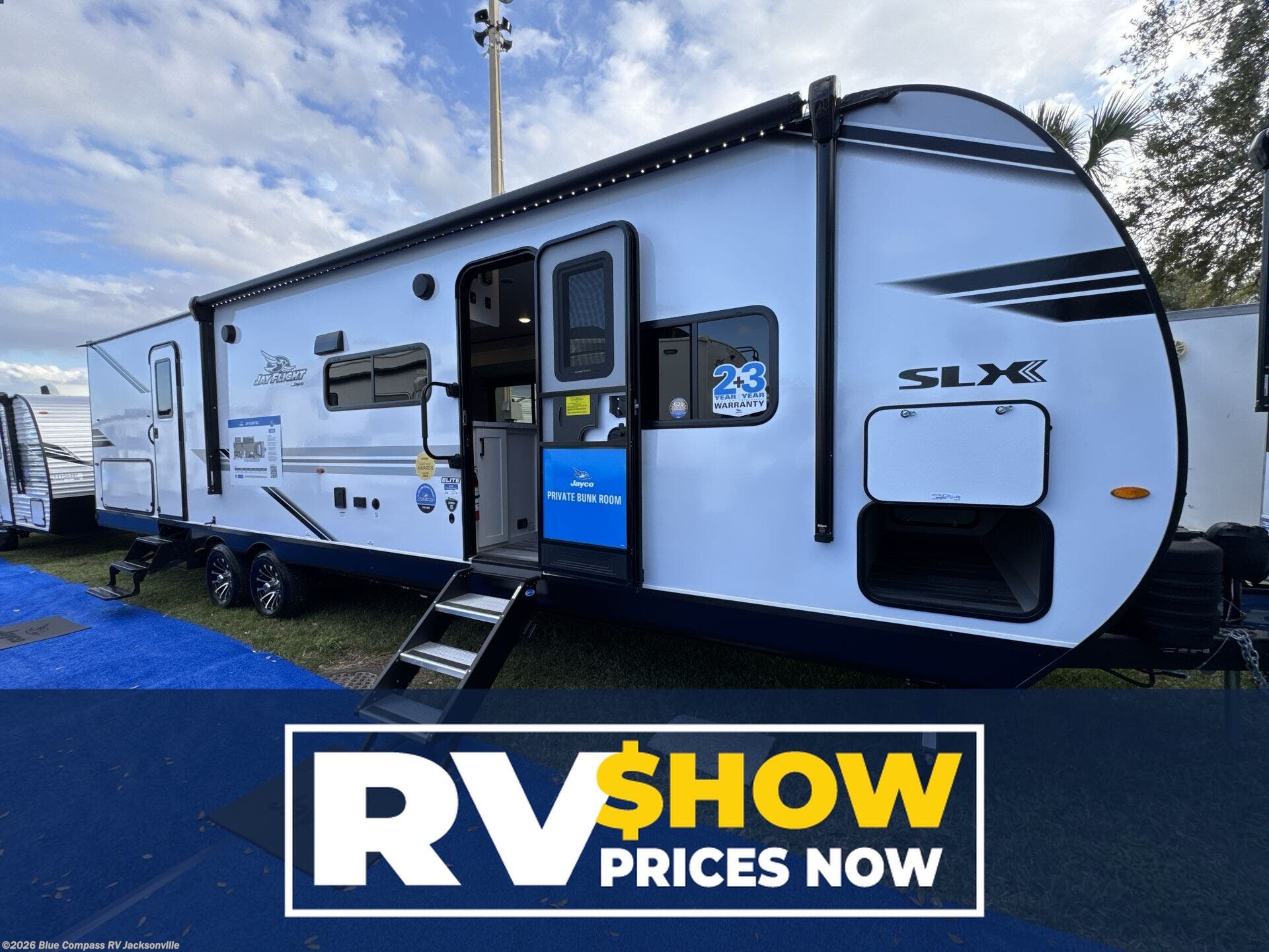 New 2026 Jayco Jay Flight SLX 321BDS available in Jacksonville, Florida
