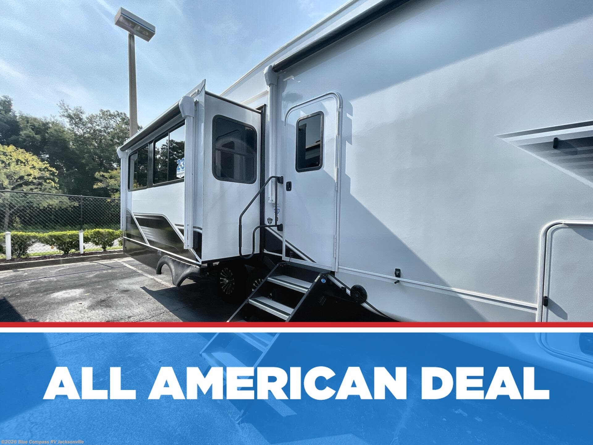 New 2026 Jayco Eagle 335LSTS available in Jacksonville, Florida