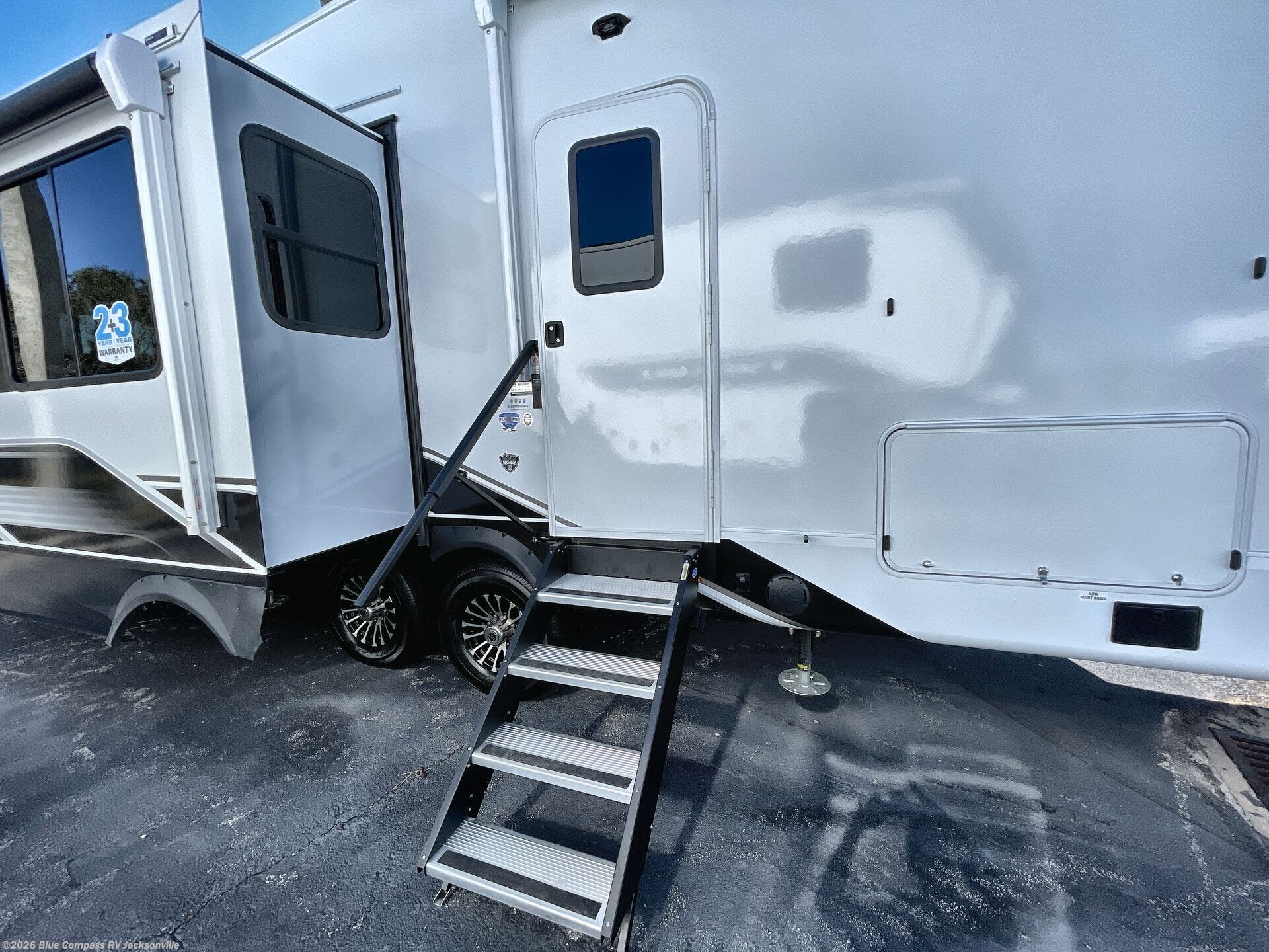 New 2026 Jayco Eagle 355MBQS available in Jacksonville, Florida