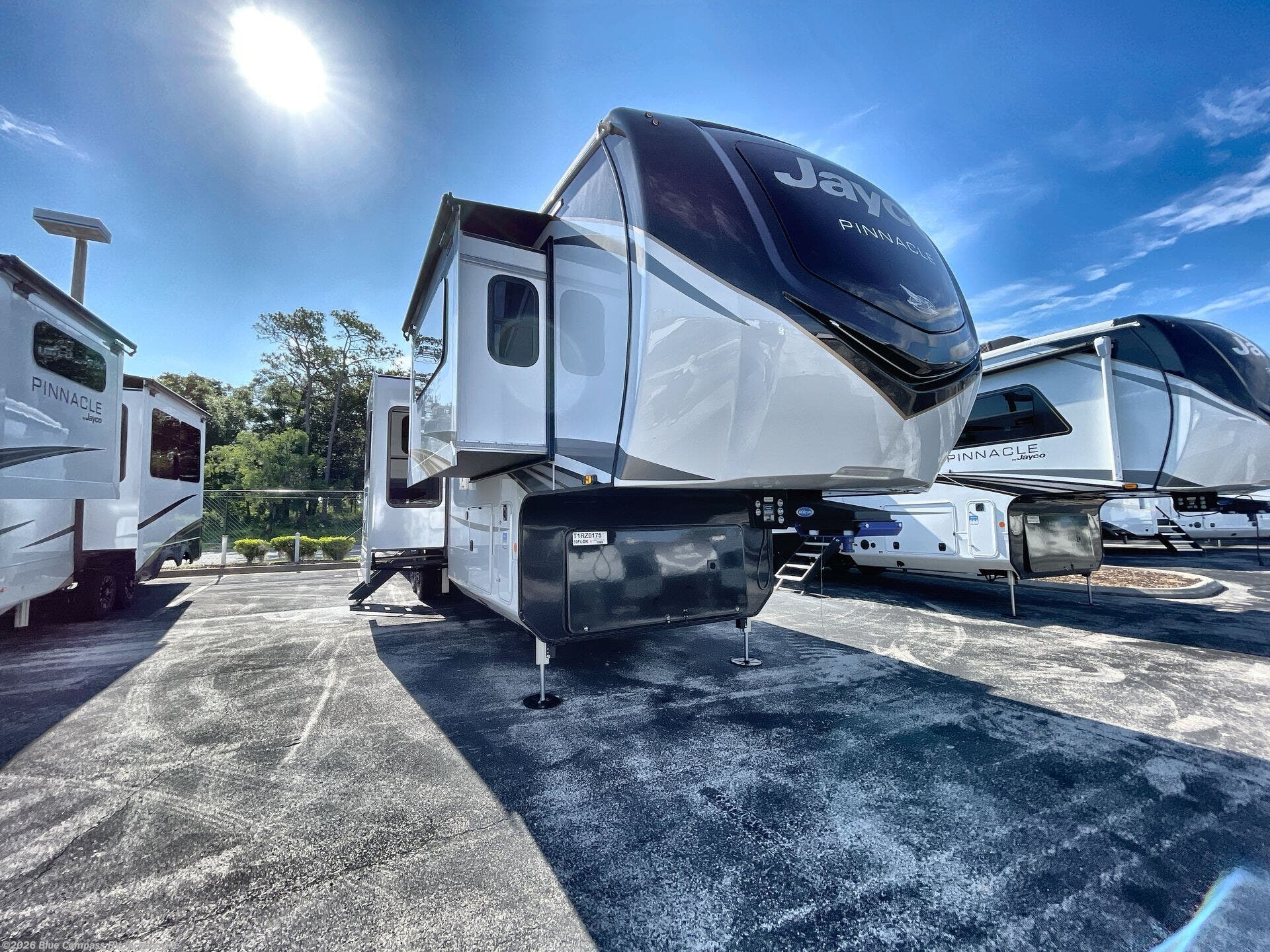 New 2026 Jayco Pinnacle 39FLOK available in Jacksonville, Florida