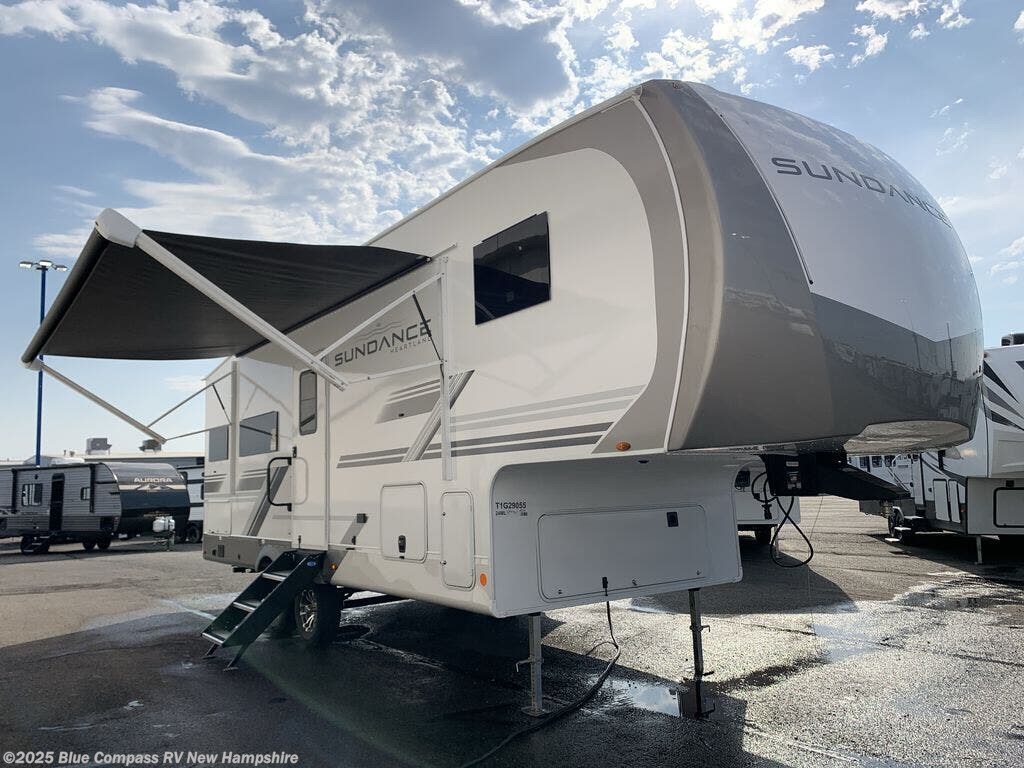 New 2026 Heartland Sundance XLT 24ML available in Epsom, New Hampshire