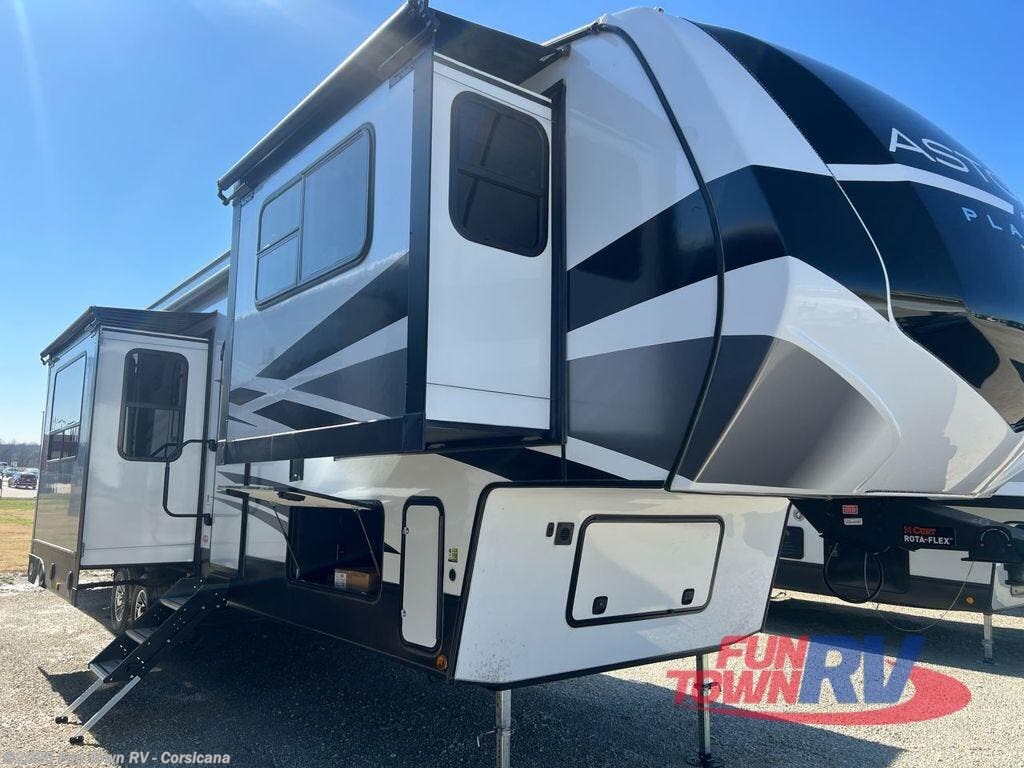 New 2025 Dutchmen Astoria 3803FLP available in Corsicana, Texas