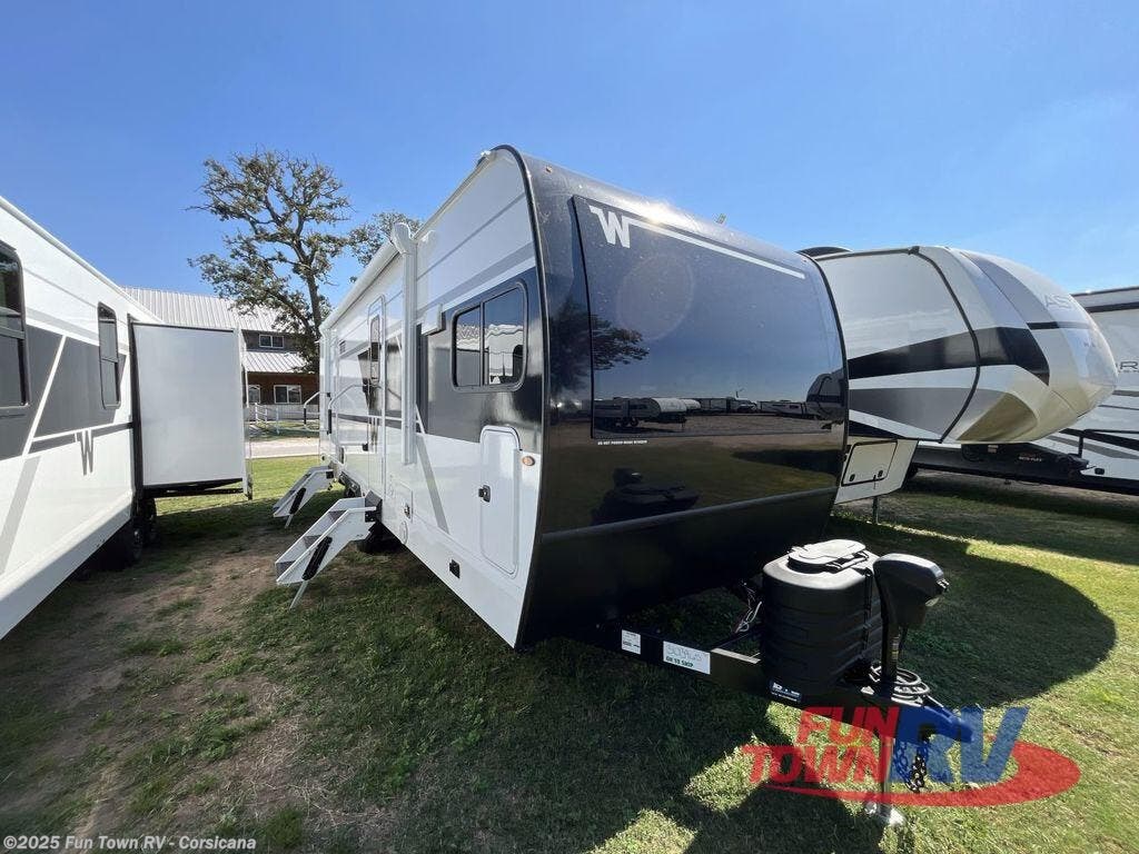 New 2026 Winnebago Thrive 26FKD available in Corsicana, Texas
