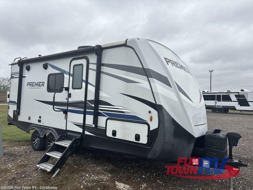 Used 2022 Keystone Bullet 19FBPR available in Corsicana, Texas