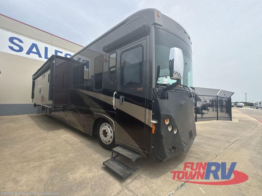 Used 2008 Winnebago Journey 39Z available in Corsicana, Texas