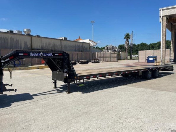 2022 Load Trail 102" x 36' Tandem Low-Pro Gooseneck Trailer available in Houston, TX