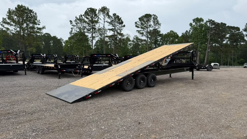 2026 Load Trail GE 102" x 32' Gooseneck Equipment Tilt Deck Trailer