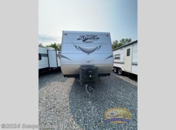 Used 2017 CrossRoads Zinger ZR27RL available in Bloomsburg, Pennsylvania