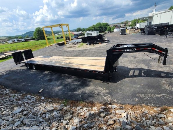 2023 Delco 40' 24GN Flatbed Gooseneck available in Cave City, KY
