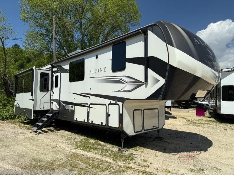 Used 2022 Keystone Alpine 3910RK available in Guttenberg, Iowa