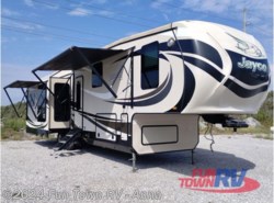 Used 2015 Jayco Pinnacle 36RSQS available in Anna, Illinois