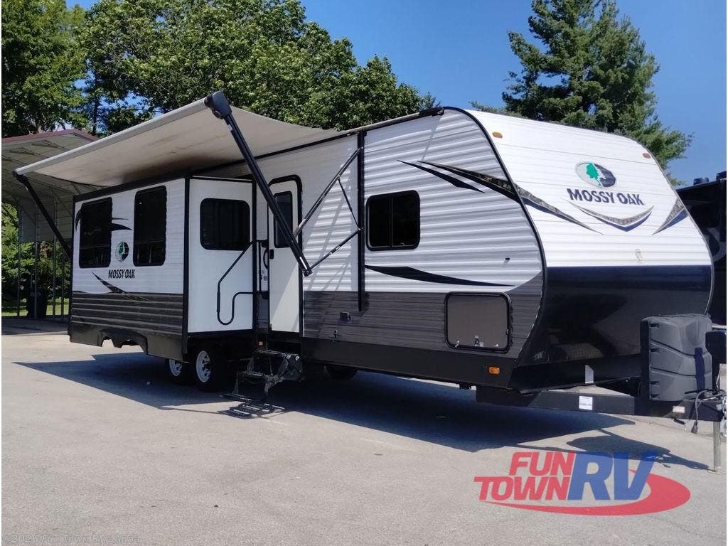 Used 2020 Starcraft Mossy Oak 27RLI available in Anna, Illinois