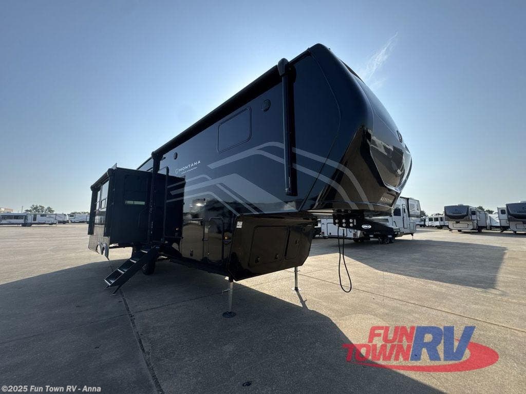 New 2026 Keystone Montana High Country 295RL available in Anna, Illinois