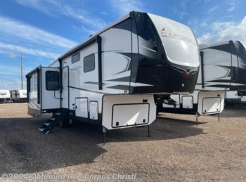 New 2023 Forest River Cardinal Limited 312RLLE available in Corpus Christi, Texas
