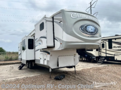 Used 2020 Palomino Columbus F387FK available in Robstown, Texas