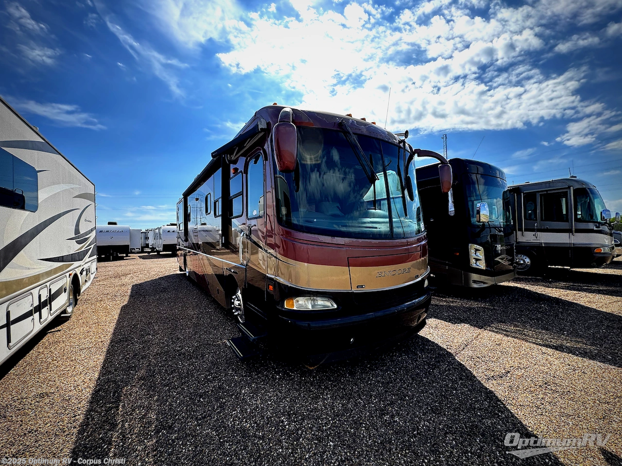 Used 2005 Coachmen Sportscoach Encore 380DS available in Robstown, Texas