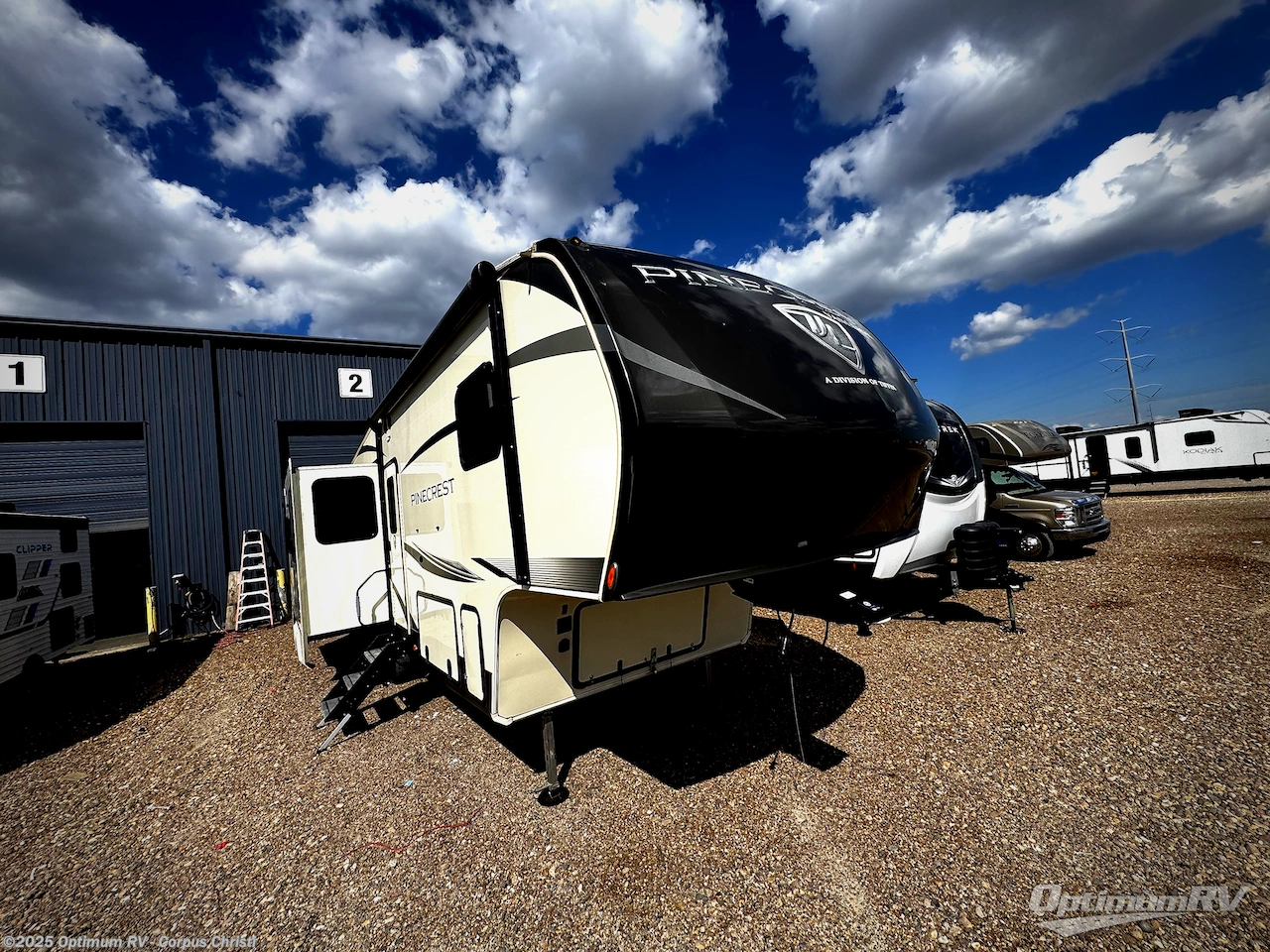 Used 2021 Vanleigh PineCrest 305RLP available in Robstown, Texas