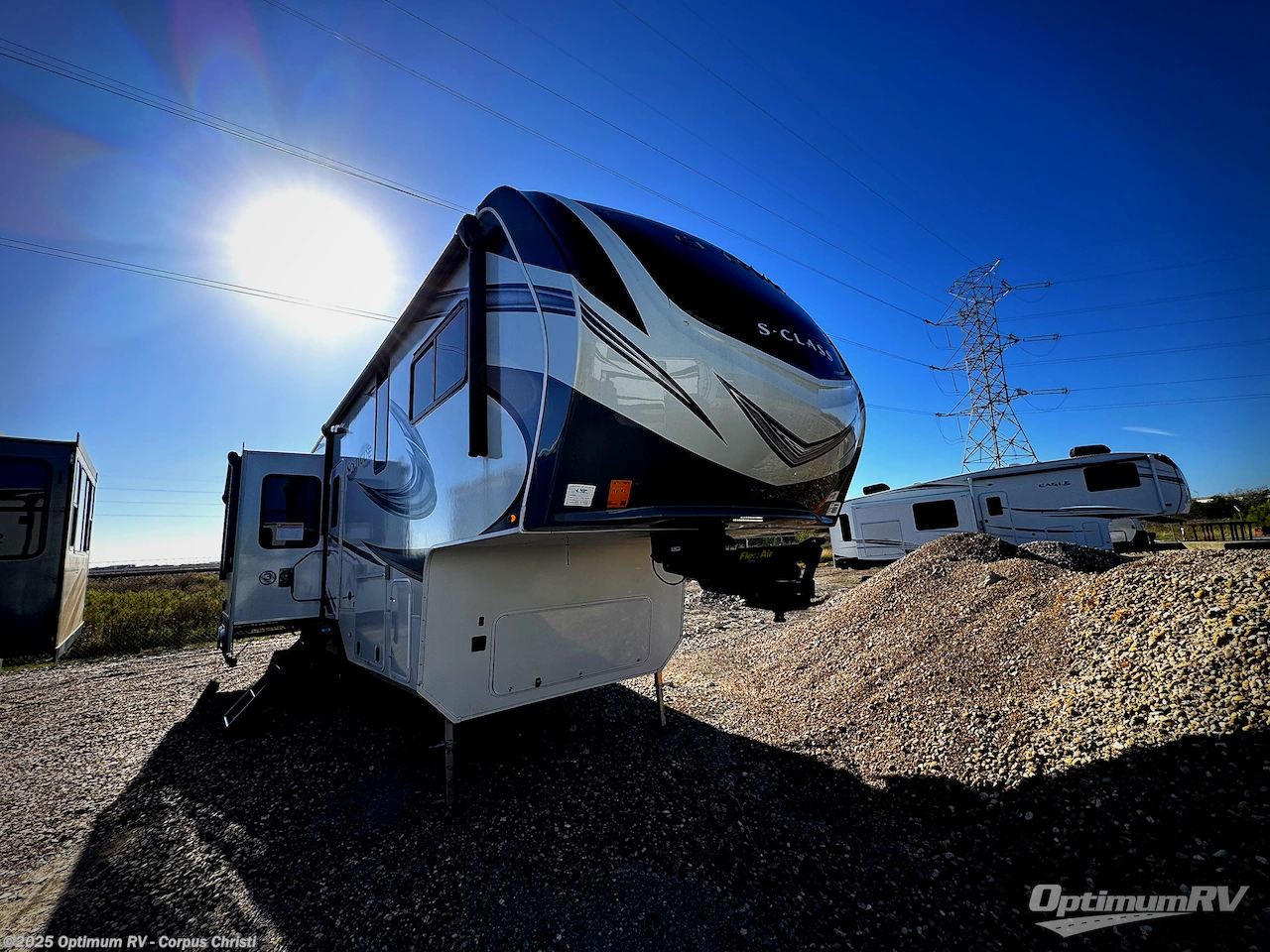 Used 2021 Grand Design Solitude S-Class 3550BH available in Robstown, Texas