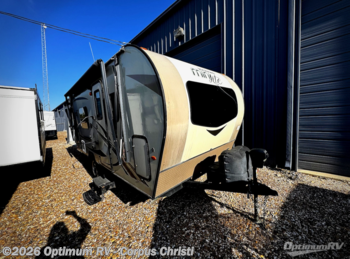 Used 2018 Forest River Rockwood Mini Lite 1905BH available in Robstown, Texas