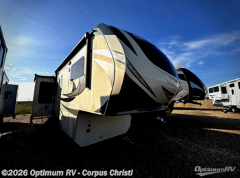 Used 2019 Grand Design Solitude 375RES available in Robstown, Texas
