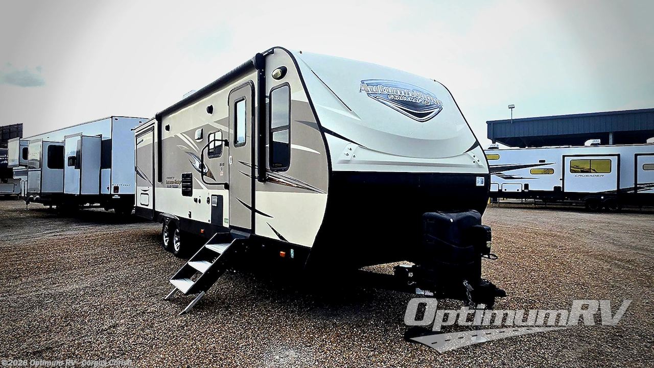 Used 2017 Starcraft Autumn Ridge Grand Touring 286KBS available in Robstown, Texas