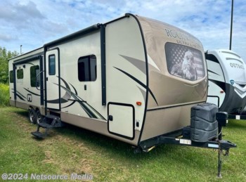 Used 2018 Forest River Rockwood Ultra Lite 2906WS available in Muskegon, Michigan