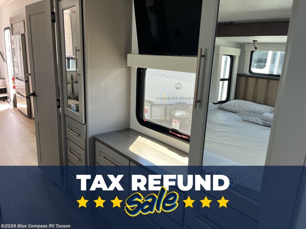 New 2026 Alliance RV Paradigm 395DS available in Tucson, Arizona