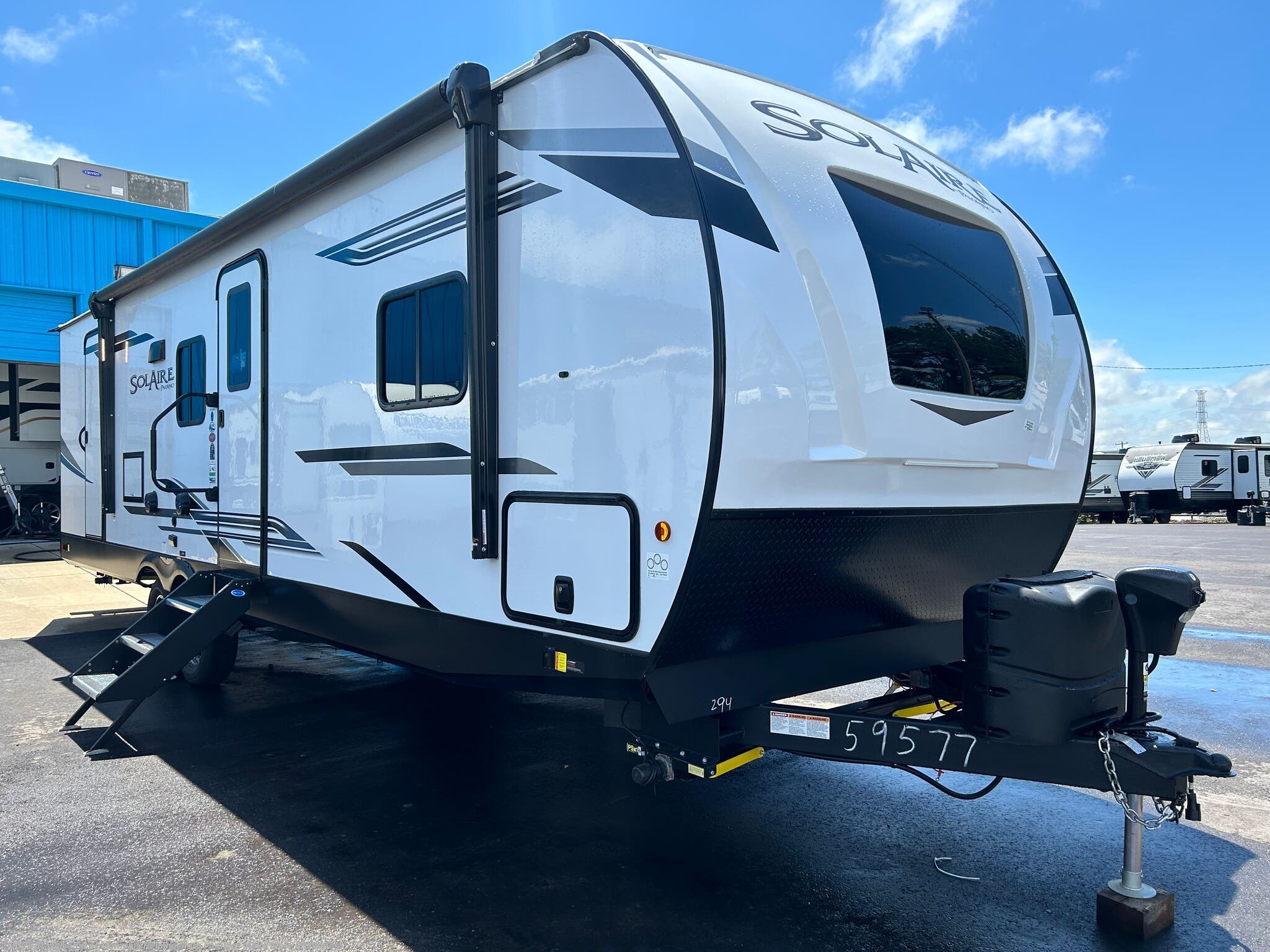 New 2023  Palomino Solaire 294DBHS by Palomino from Travelcamp of Memphis in Memphis, TN