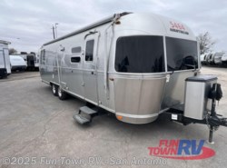 Used 2016 Airstream International Signature 30 available in Cibolo, Texas