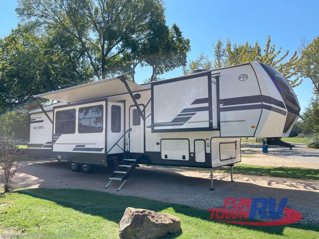 New 2025 Prime Time Sanibel 3952FBWB available in Cibolo, Texas