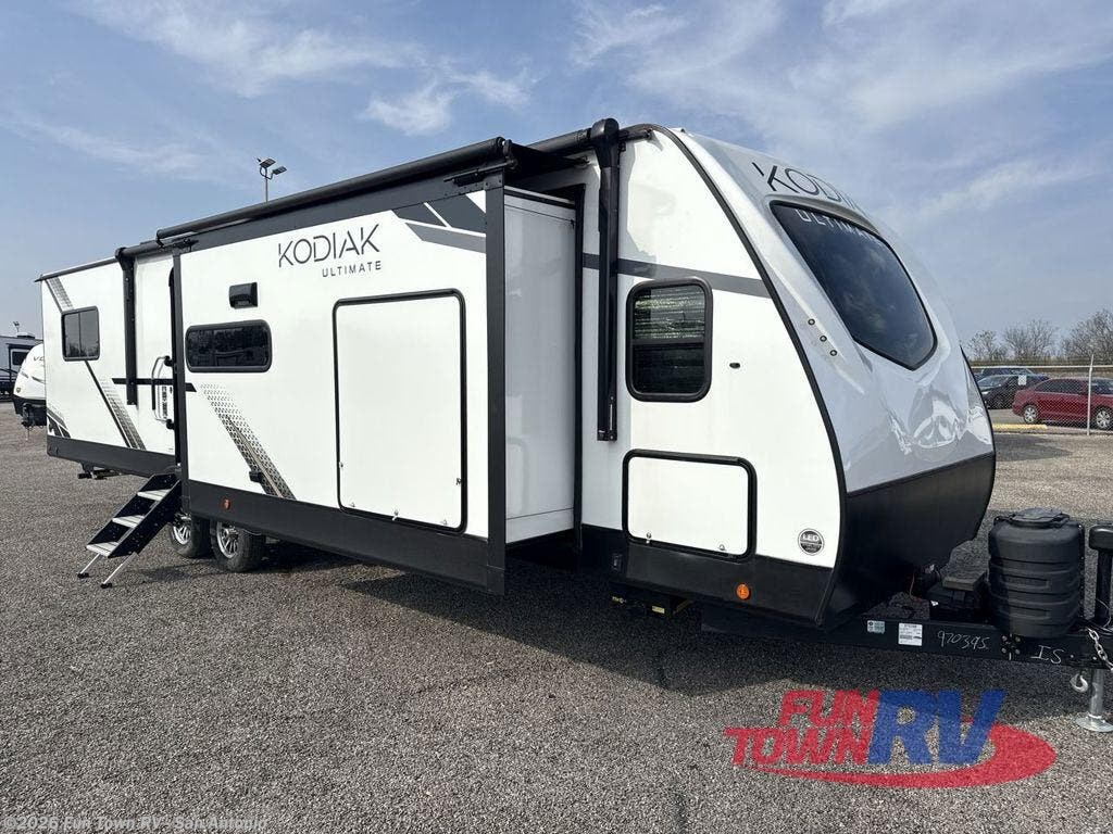 Used 2025 Dutchmen Kodiak Ultimate 3371FLSL available in Cibolo, Texas