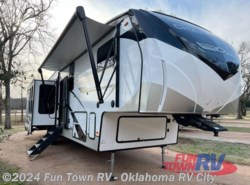 New 2023 Coachmen Chaparral 373MBRB available in Oklahoma City, Oklahoma