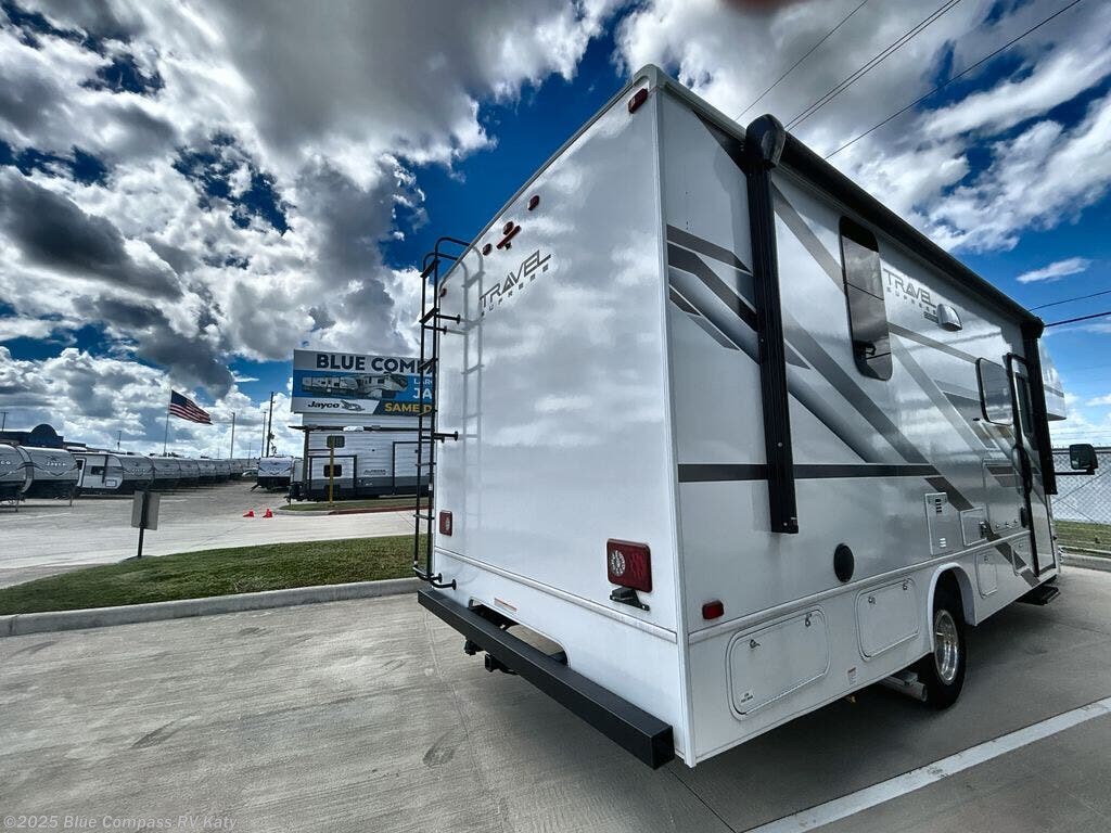 New 2025 Entegra Coach  TRAVEL SUPREME 24B available in Katy, Texas