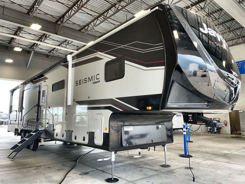 New 2026 Jayco Seismic 413 available in Katy, Texas