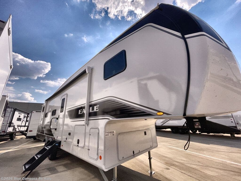 New 2026 Jayco Eagle SLE 28BHU available in Katy, Texas
