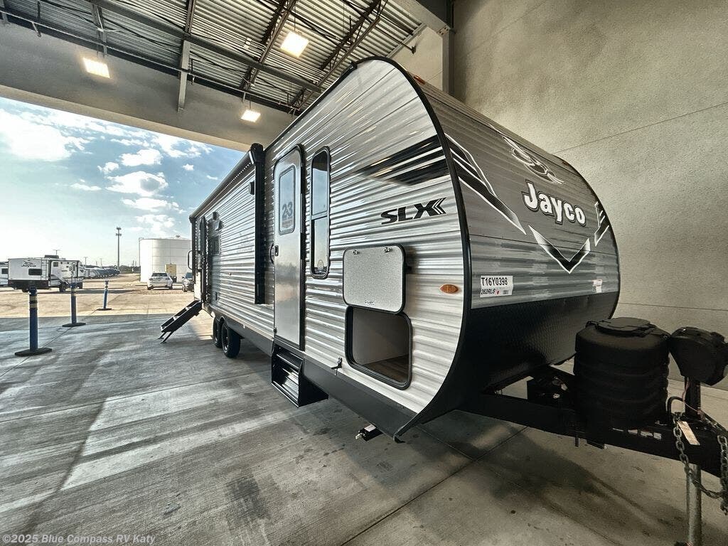 New 2026 Jayco Jay Flight SLX 262RLS available in Katy, Texas