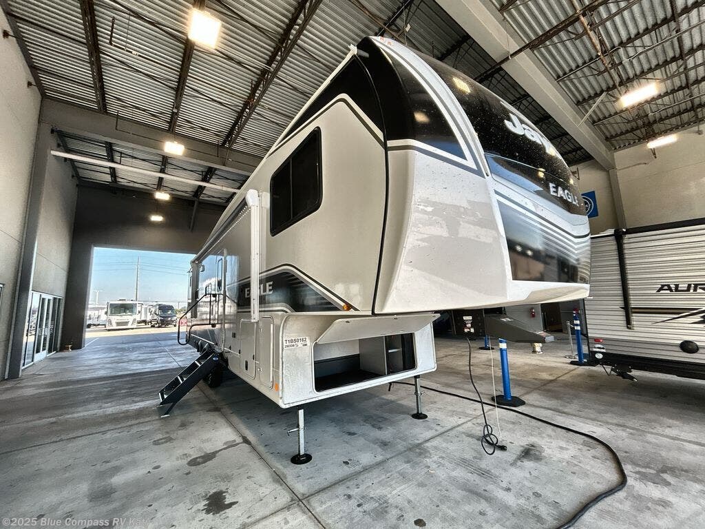 New 2026 Jayco Eagle HT 29DDB available in Katy, Texas
